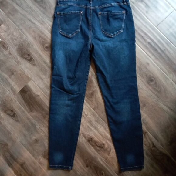 R jeans by Reitman's - Picture 3 of 4